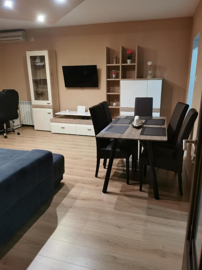 Apartman Lovro ริเยกา ภายนอก รูปภาพ