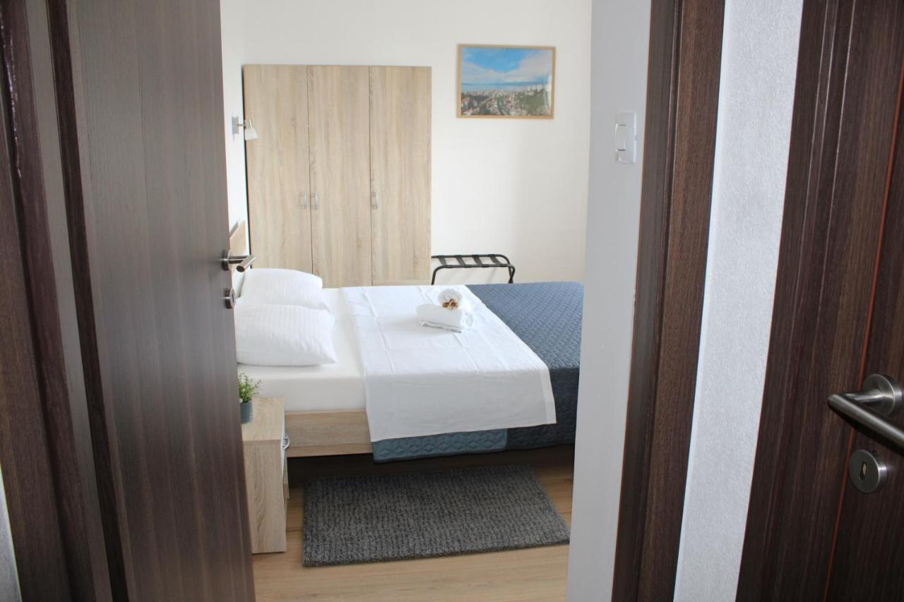 Apartman Lovro ริเยกา ภายนอก รูปภาพ