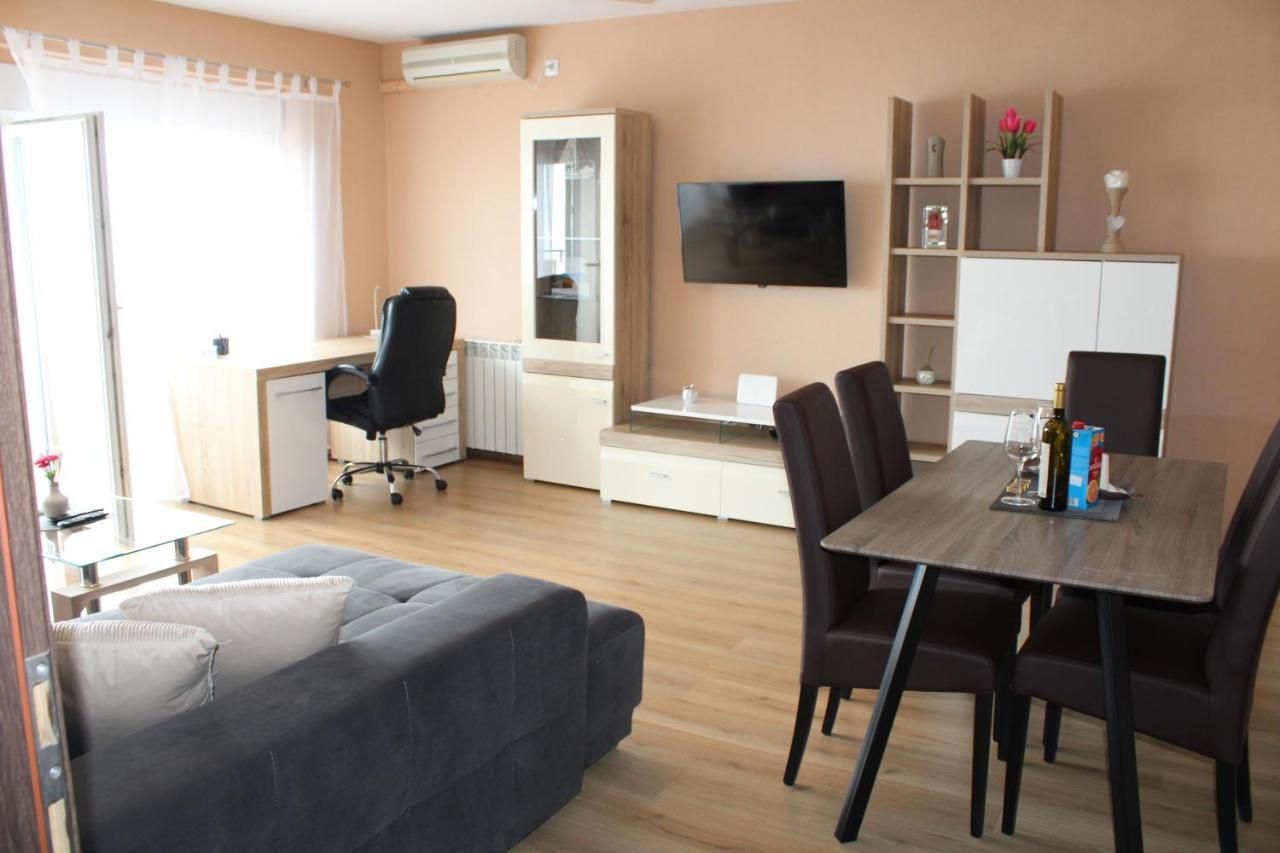 Apartman Lovro ริเยกา ภายนอก รูปภาพ
